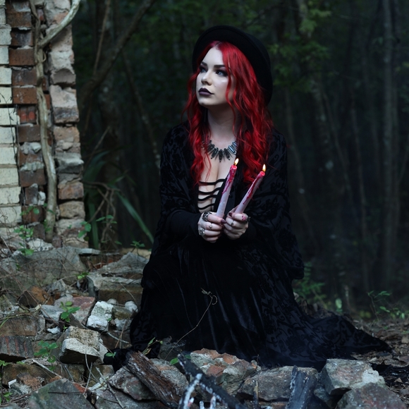 What an excellent day for a closet exorcism! - Picture 5 of 5